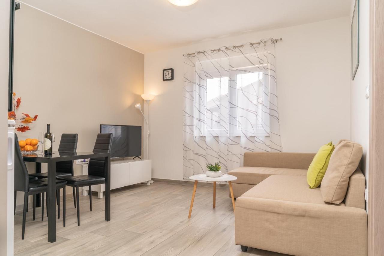 Tomi Apartman Póla Kültér fotó