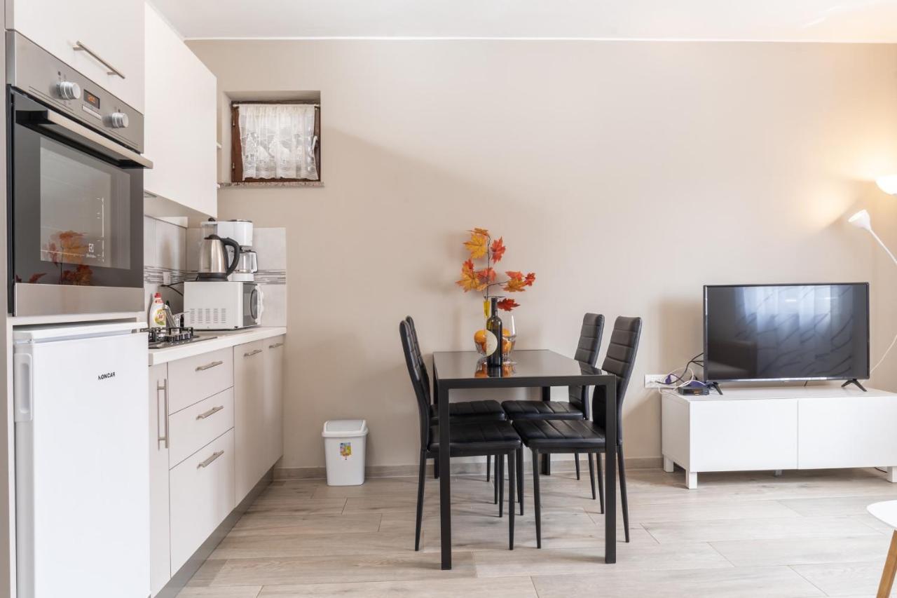 Tomi Apartman Póla Kültér fotó