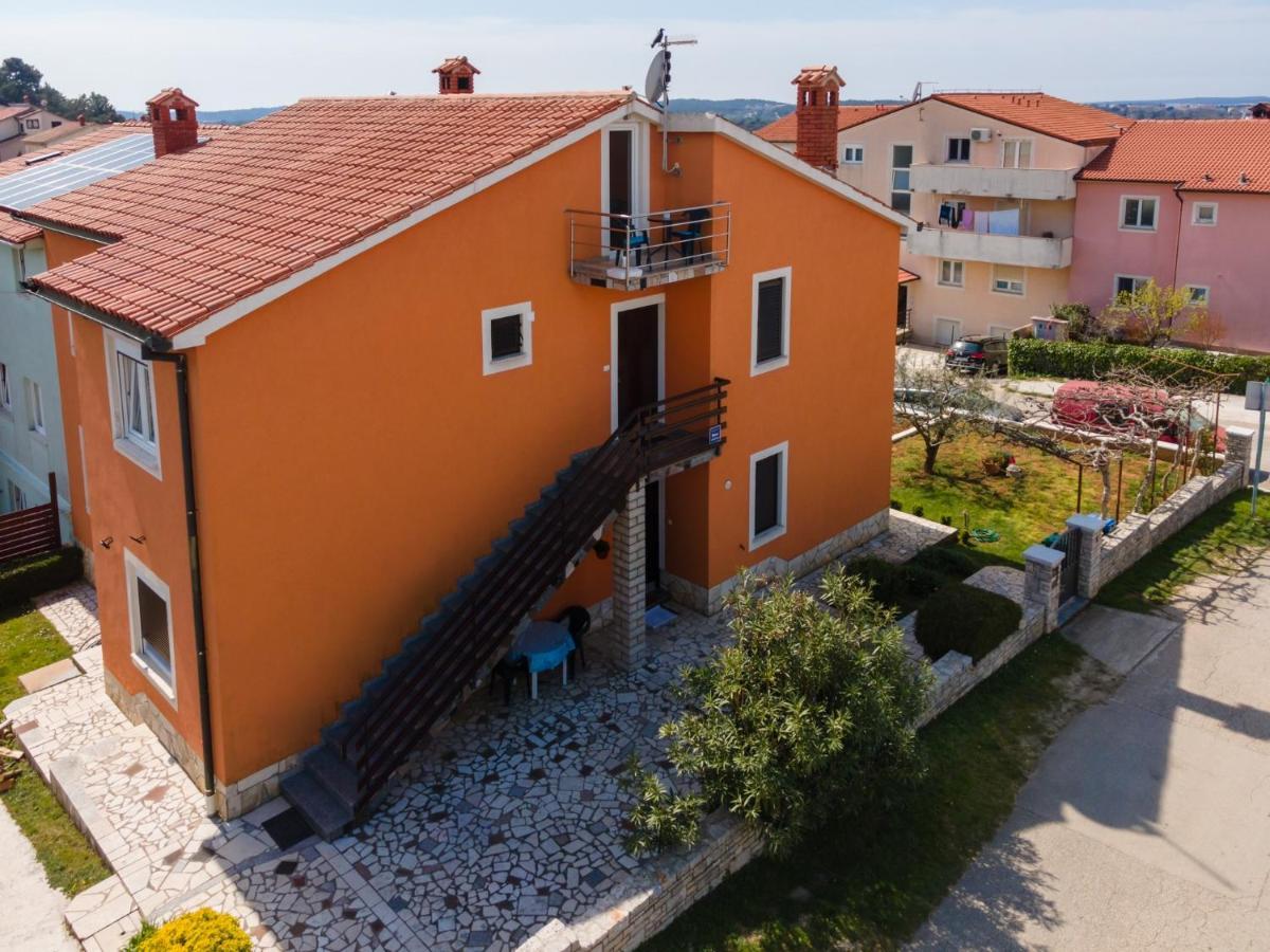 Tomi Apartman Póla Kültér fotó