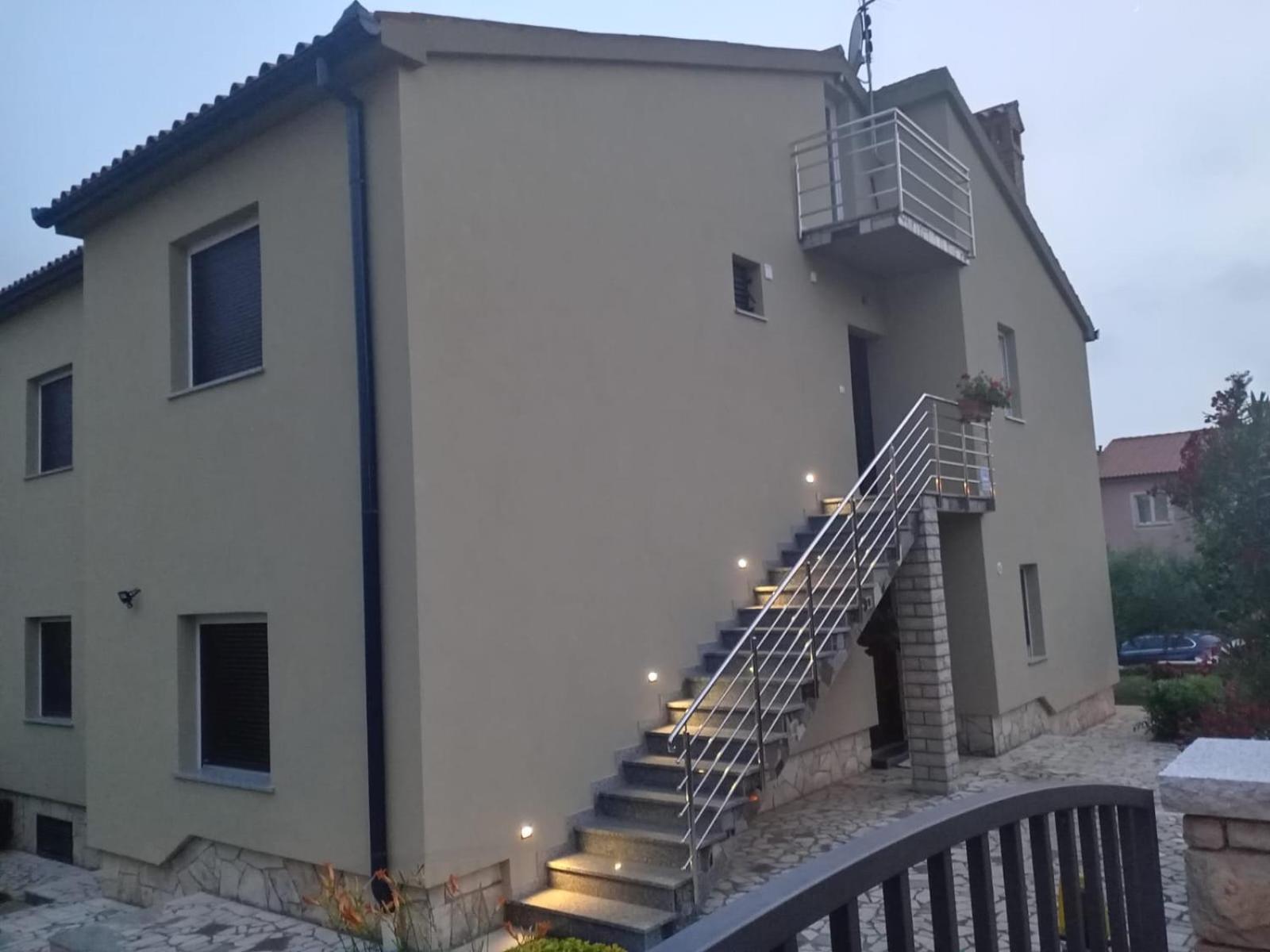 Tomi Apartman Póla Kültér fotó