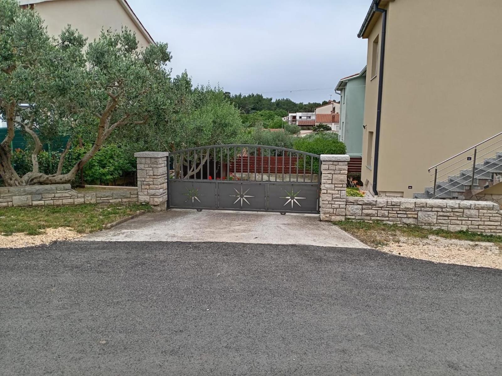 Tomi Apartman Póla Kültér fotó
